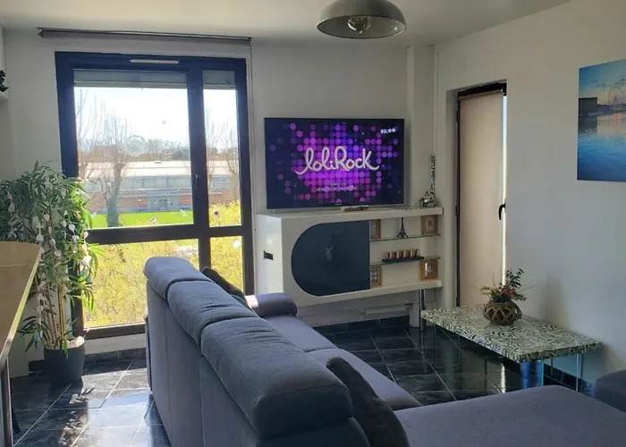 Appartement Cosy Entierement Equipe