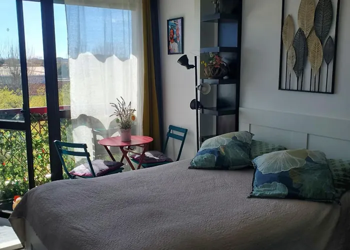 Appartement Cosy Entierement Equipe
